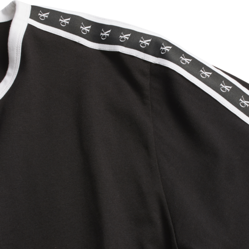 Calvin Klein T-shirt met logotape BLACK BEAUTY / BLACK/WHITE TAPE