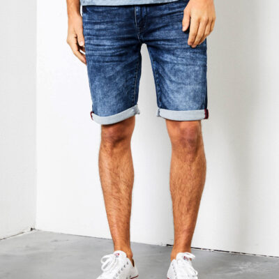 Petrol Industries Jackson Slim Fit short Deep blue sea