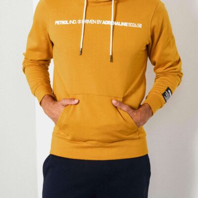 Petrol Industries Classic hoodie Gold