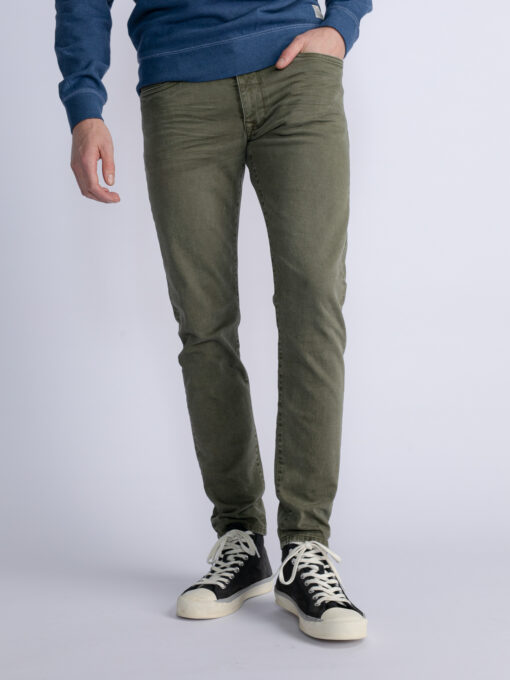 PETROL INDUSTRIES SEAHAM GEKLEURDE SLIM FIT JEANS POLSON ARMY GREEN